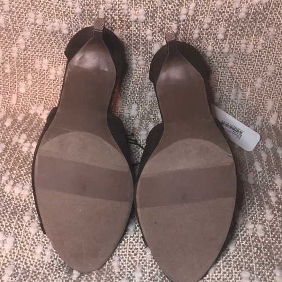 Forest Green Heels - Picture 4 of 4